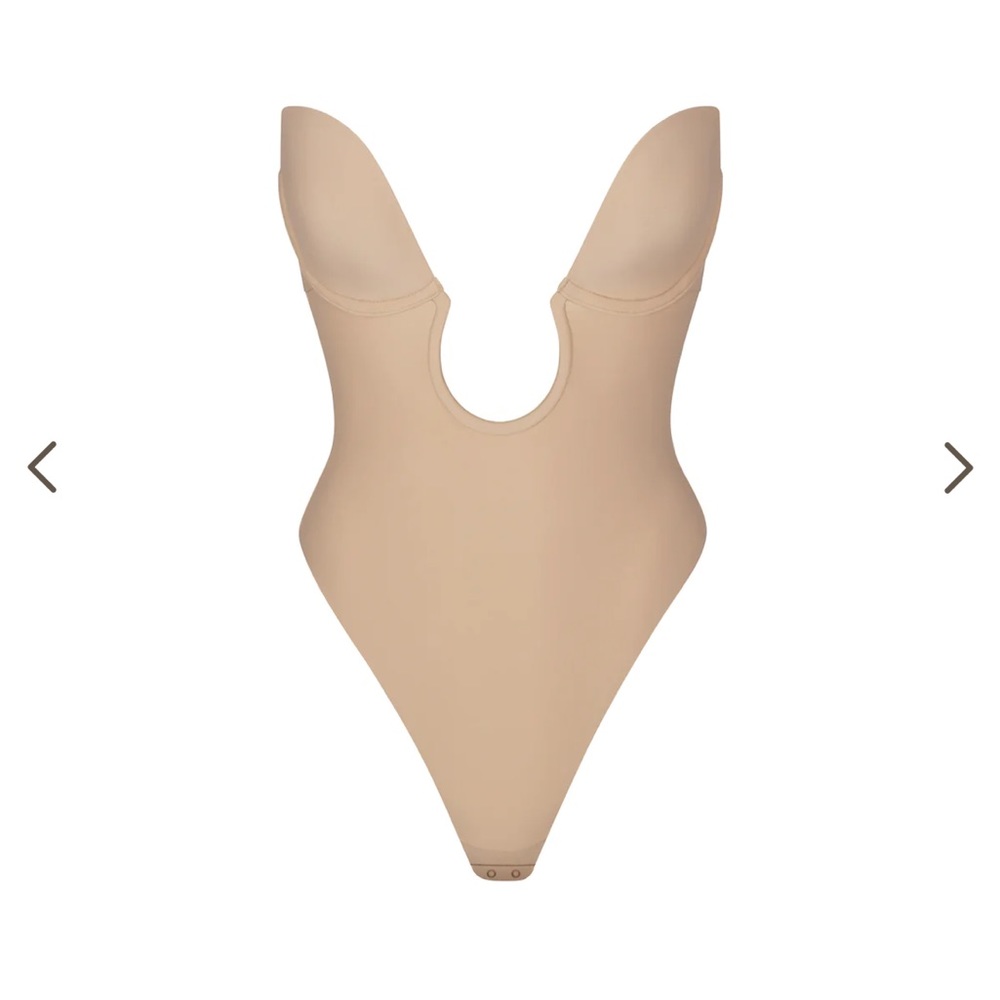 Skims Deep Plunge Shapewear Bodysuit